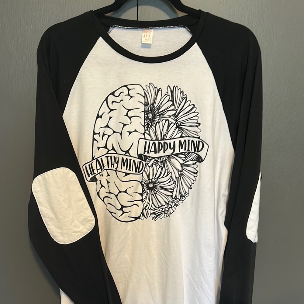 Black and White Graphic Long Sleeve Shirt